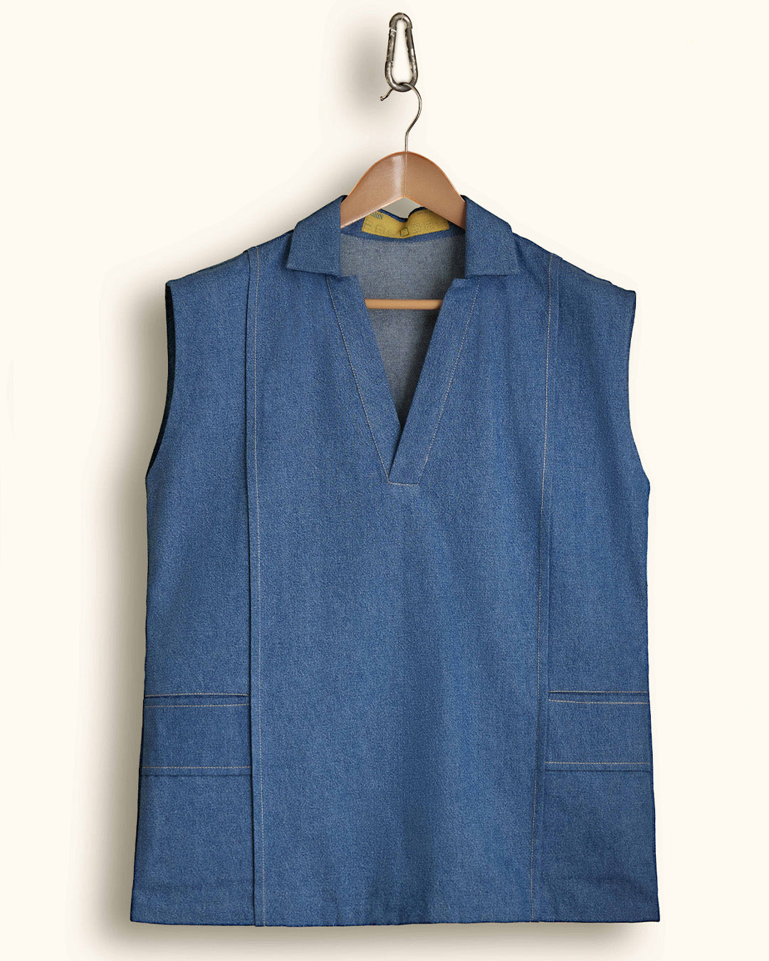 OPEN COLLAR VEST