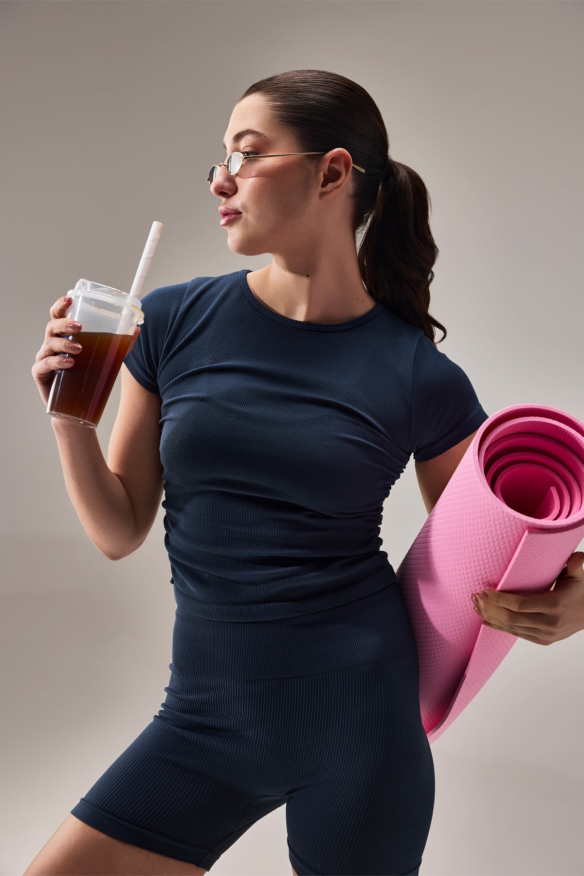SEAMLESS TSHIRT - COFFEE
