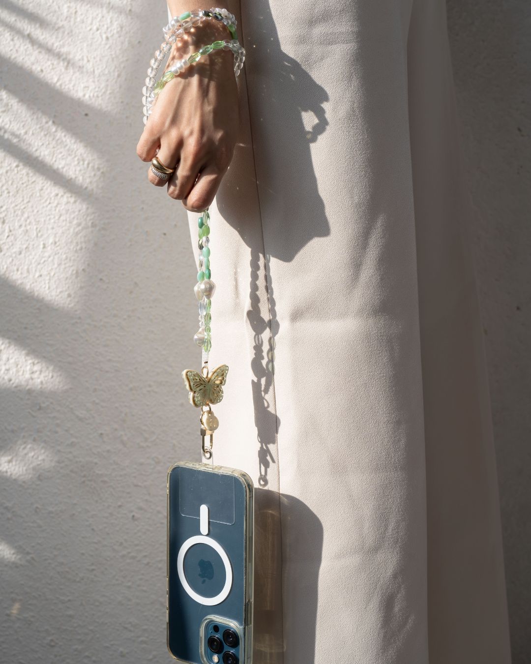 GREEN ELARA LONG CRYSTAL PHONESTRAP