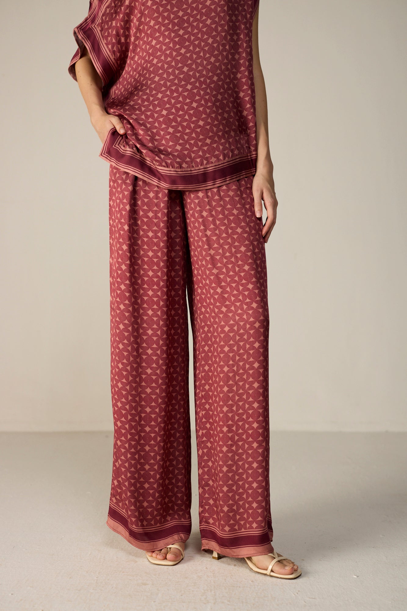 Noah Trousers - Orbit Berry