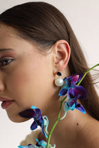 MODERN JEWELLERY, pearl jewellery, pearl earrings, silver jewellery, modern jewellery, minimal jewellery, 925 silver jewellery.