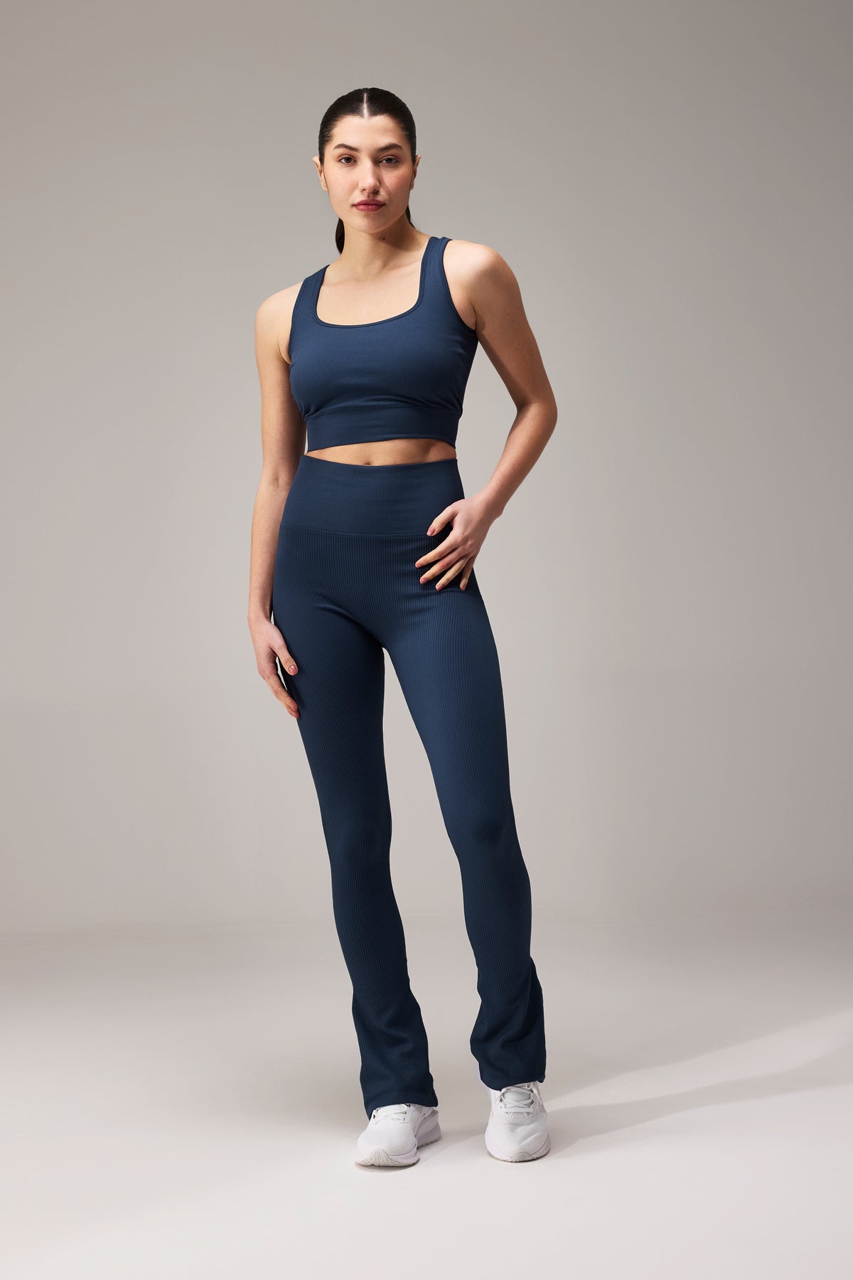 SEAMLESS FLARE PANTS - NAVY BLUE