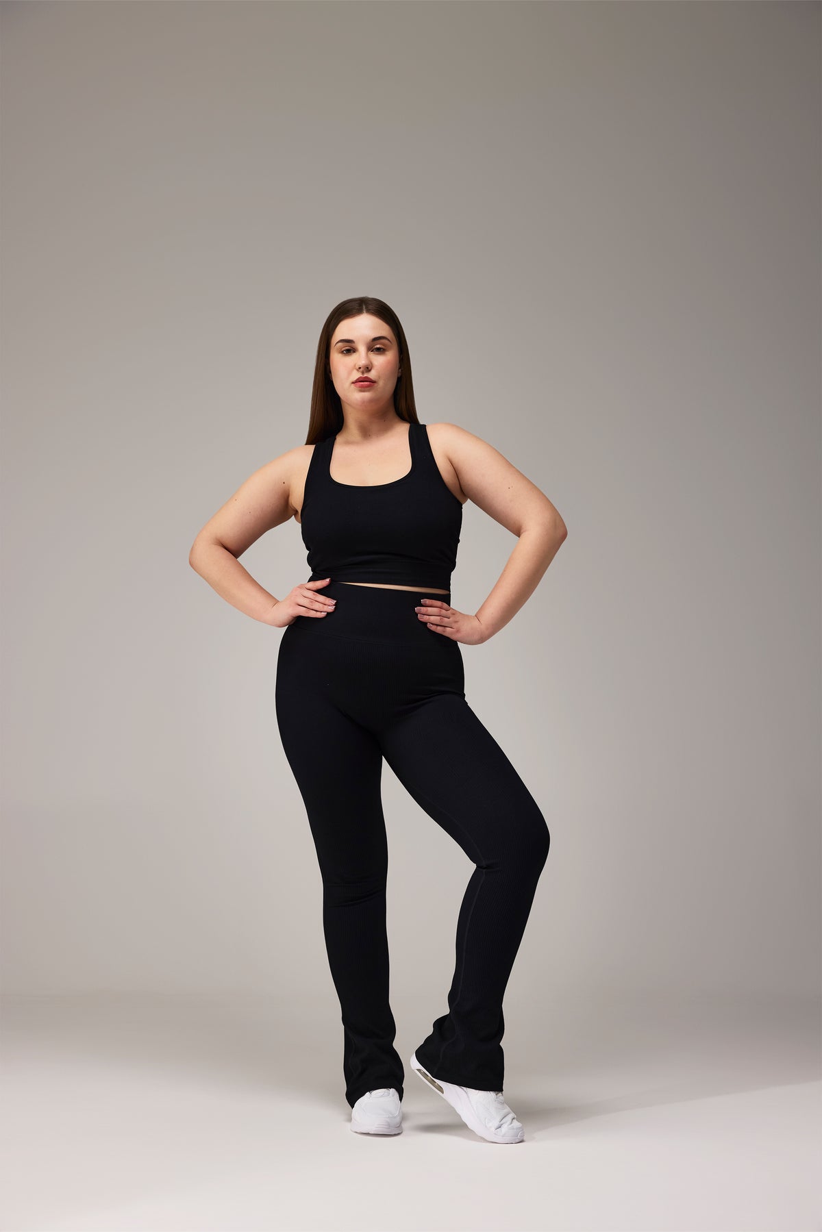 SEAMLESS PADDED BRA - BLACK