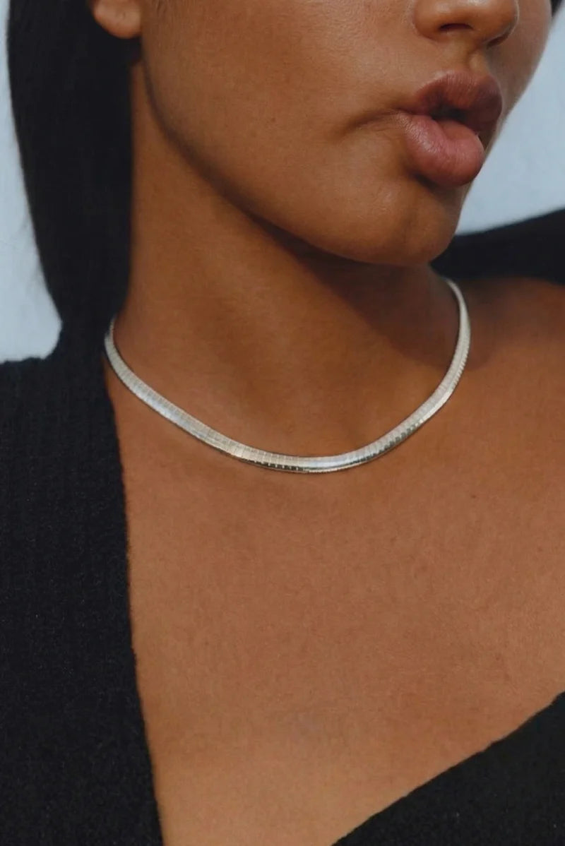 Bar statement necklace
