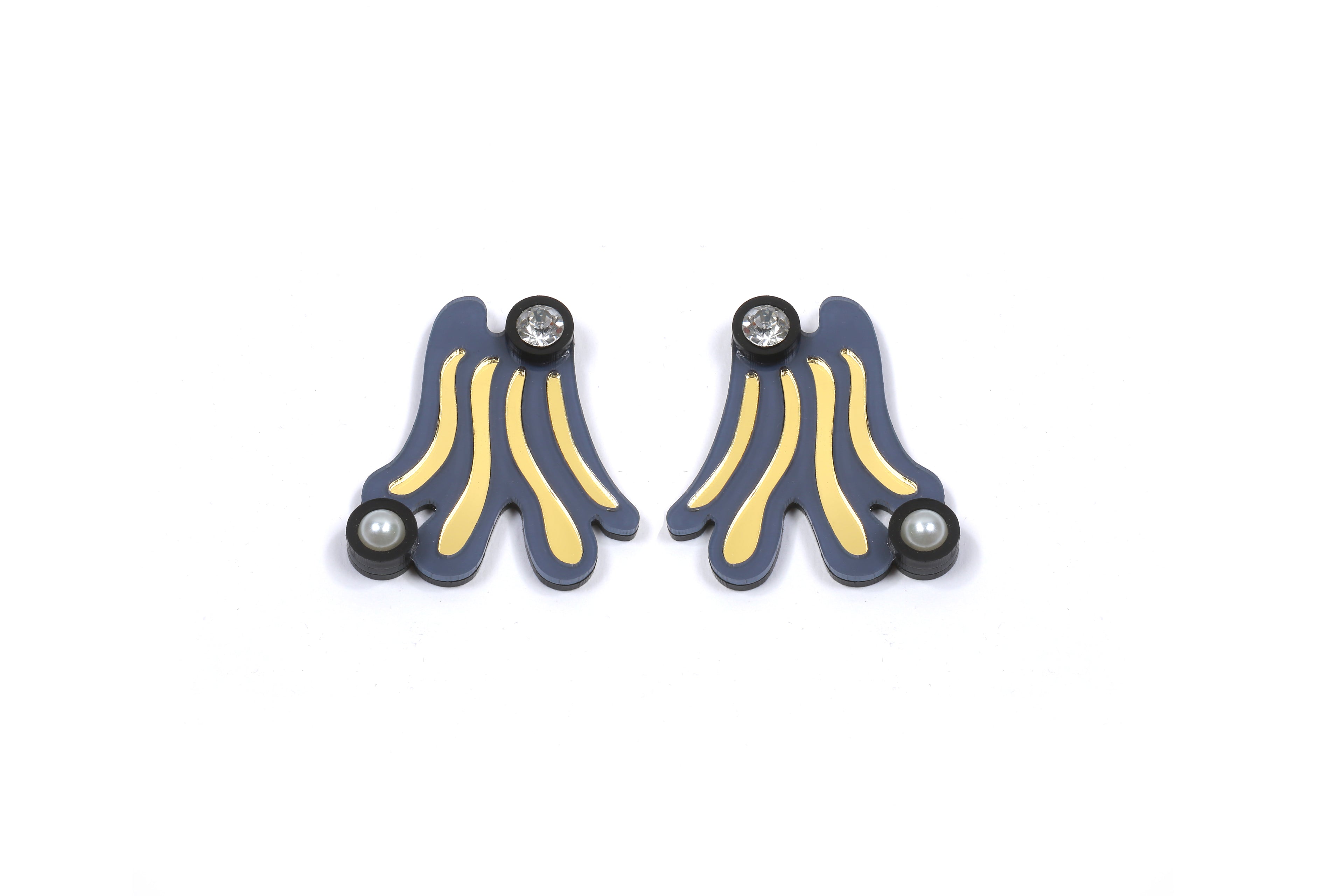 AMOEBA STUD IN DEEP DEA