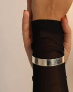 Scale Handcuff Silver