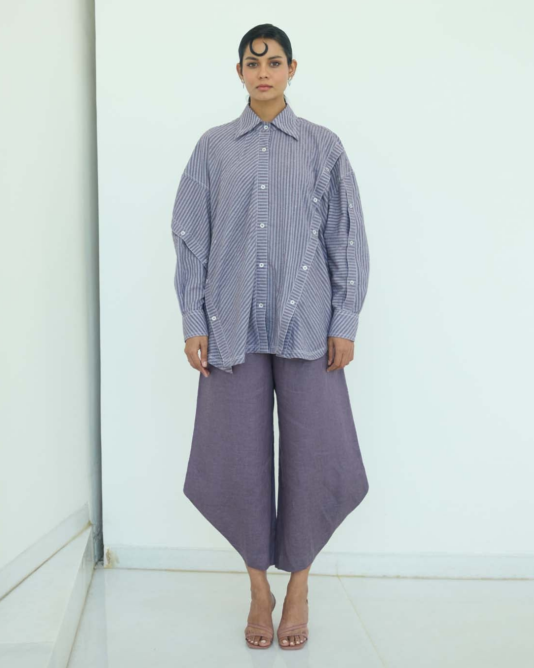 Kelly Bias Back Button Shirt