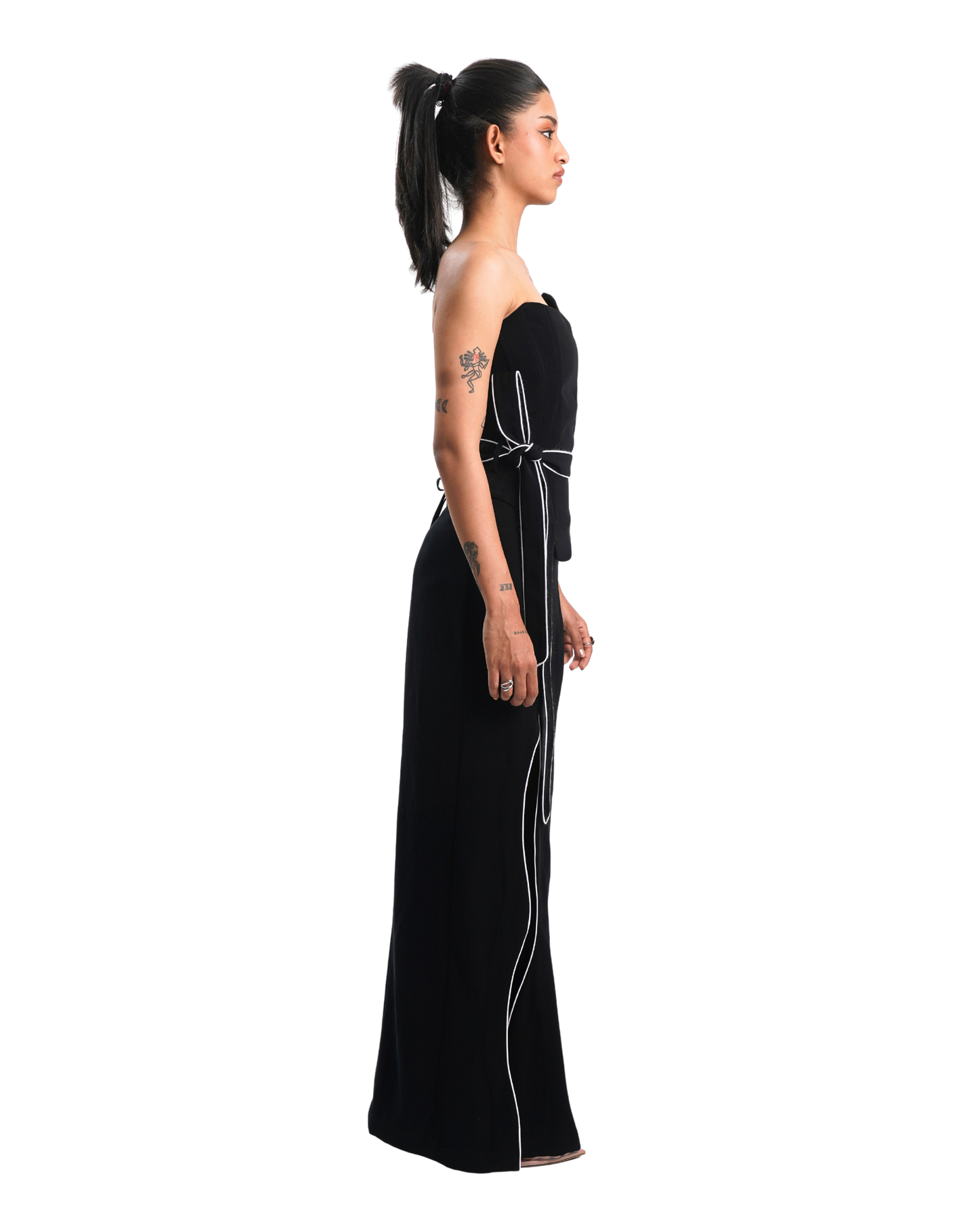 CURVE SKIRT- BLACK