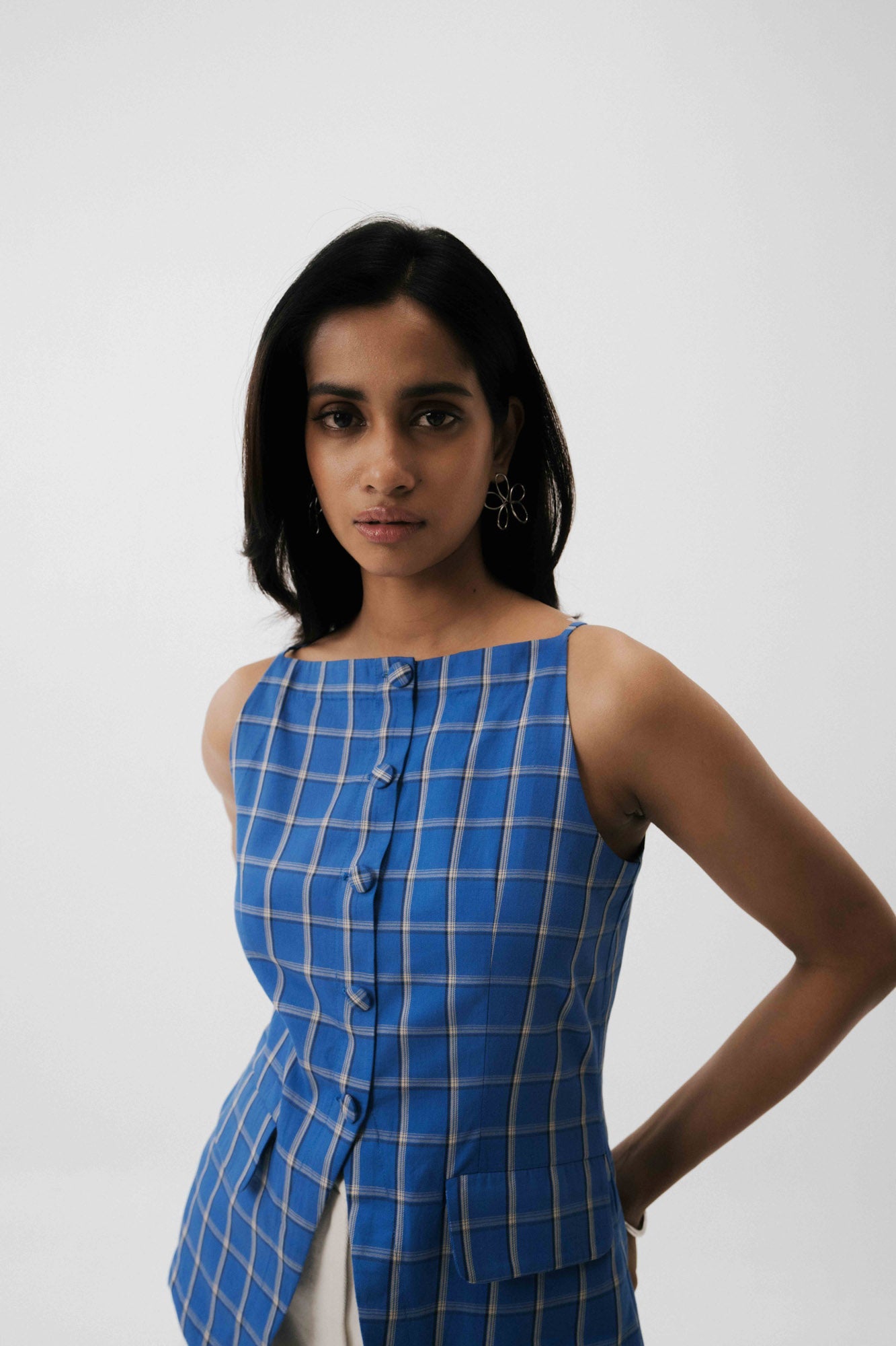 DECCAN VEST