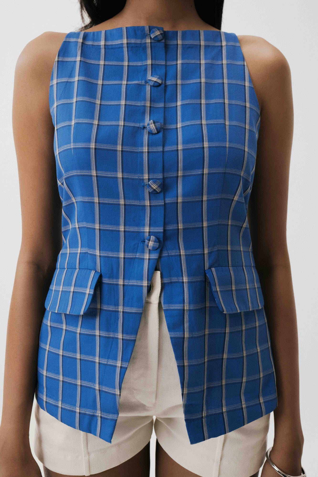 DECCAN VEST