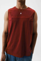 AVENUE VEST (CRIMSON)