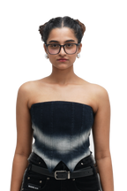 BLEACHED CORSET WITH BLEACHED JEANS