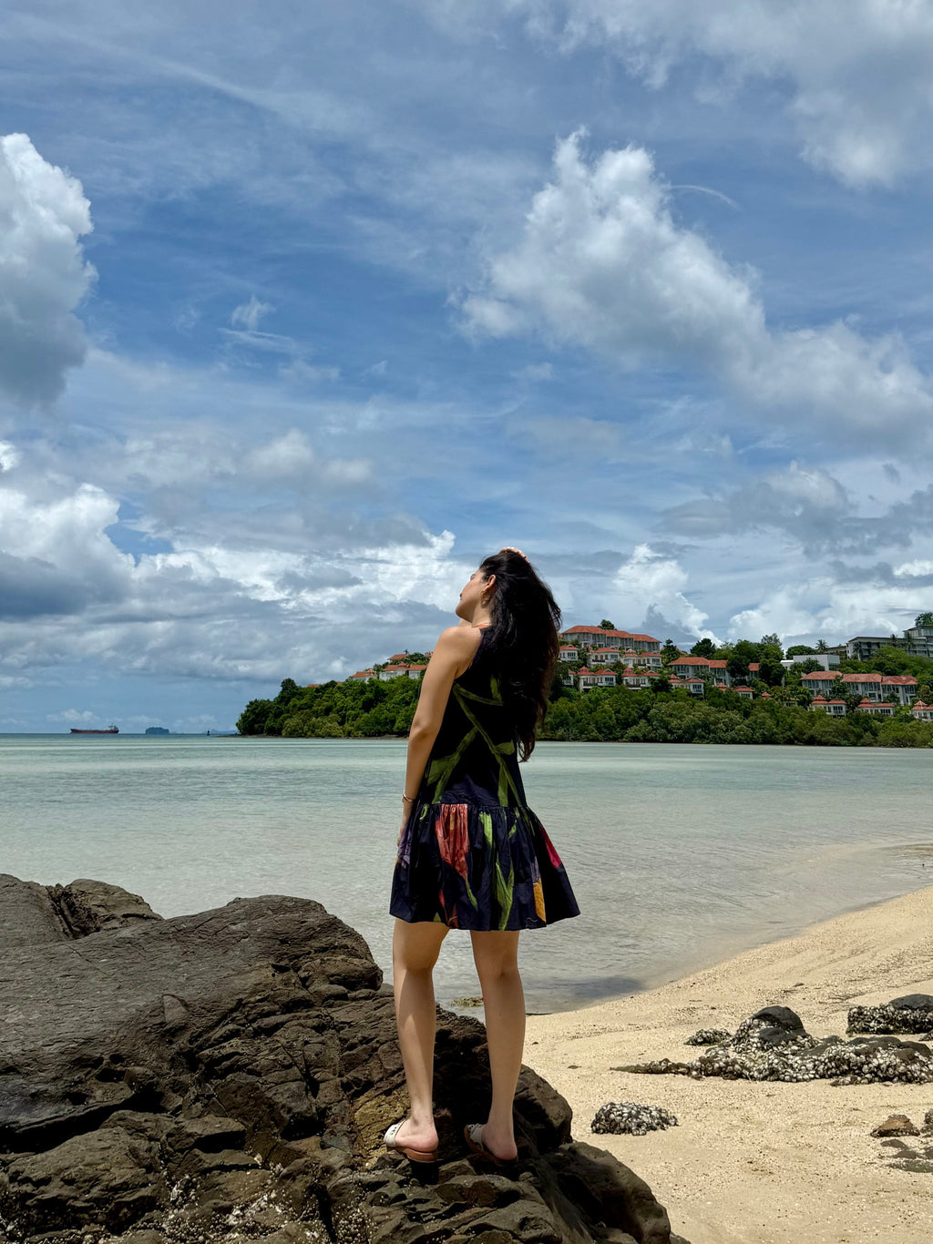 Positano Dress in Sorrento Bloom Print (Endless Blue)