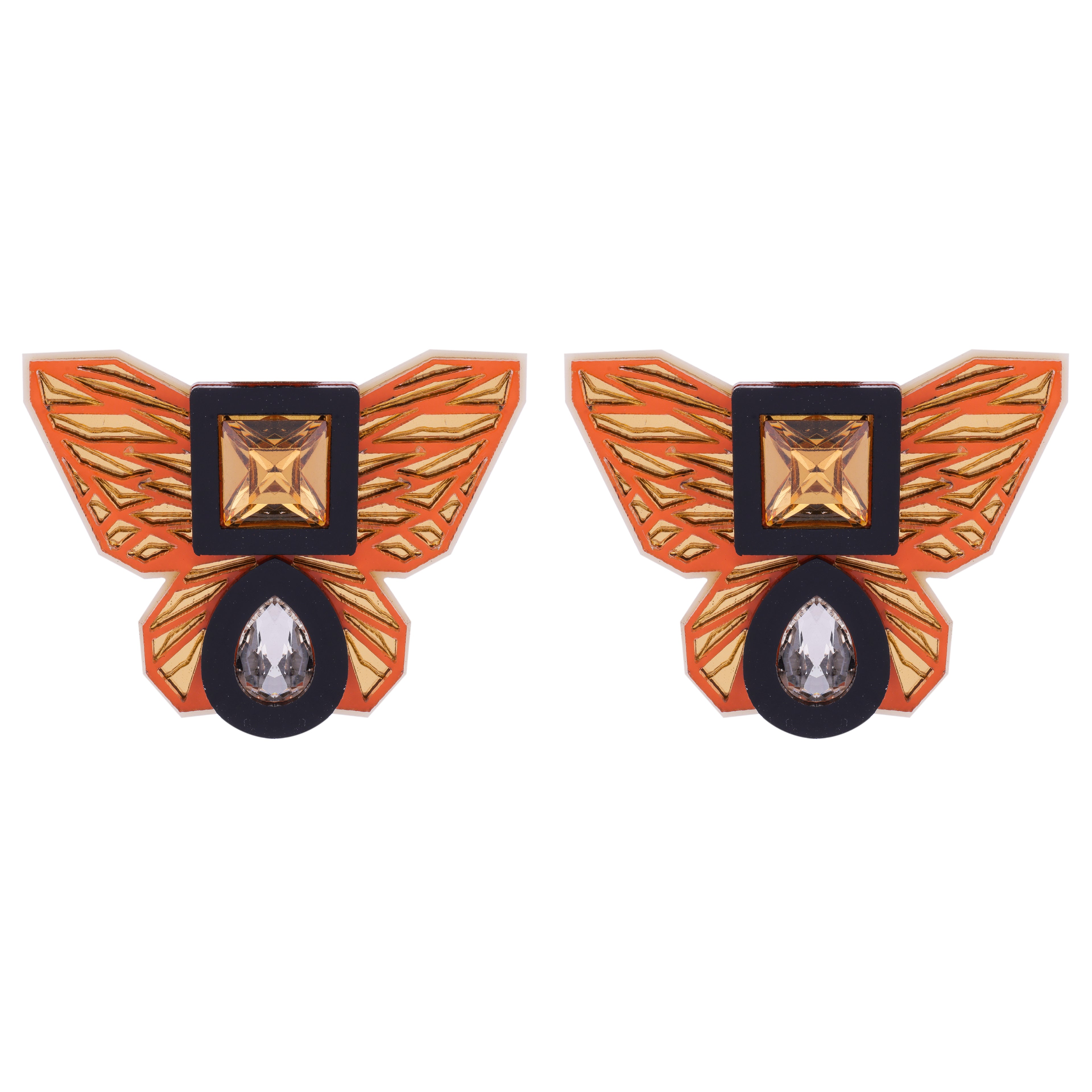 BUTTERFLY STUDS IN PEACH