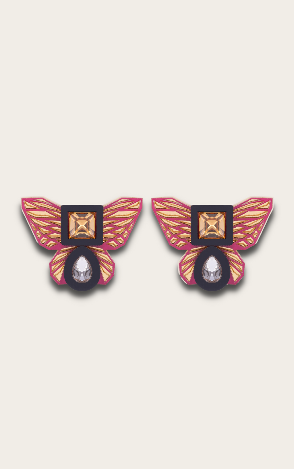 BUTTERFLY STUDS IN MAJENTA