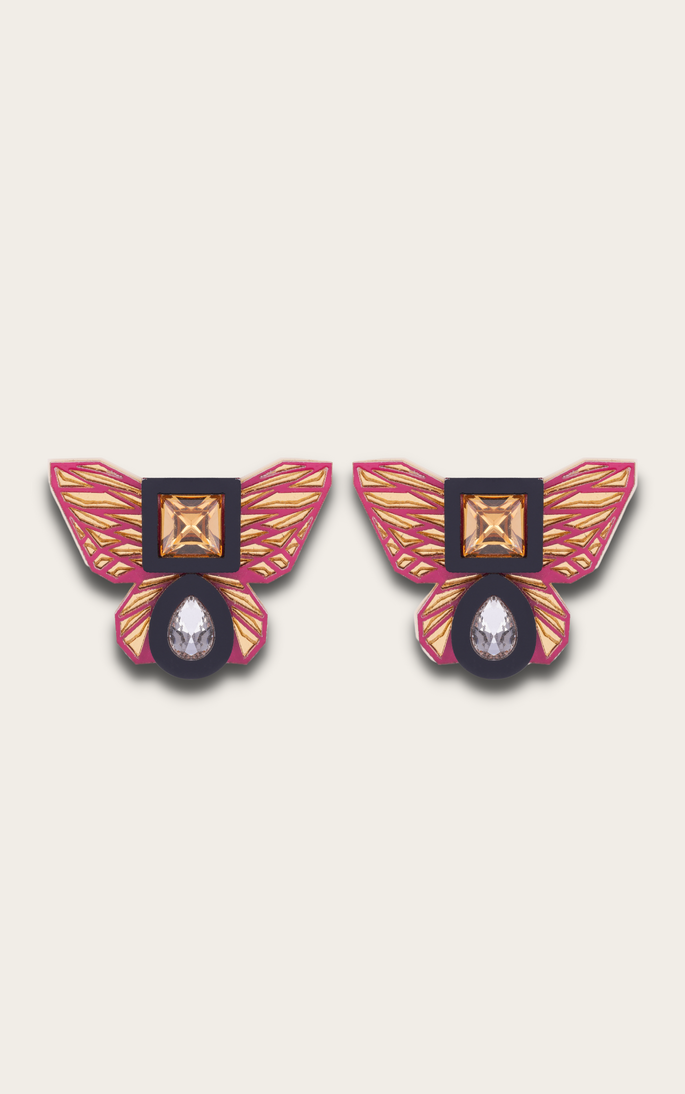 BUTTERFLY STUDS IN MAJENTA