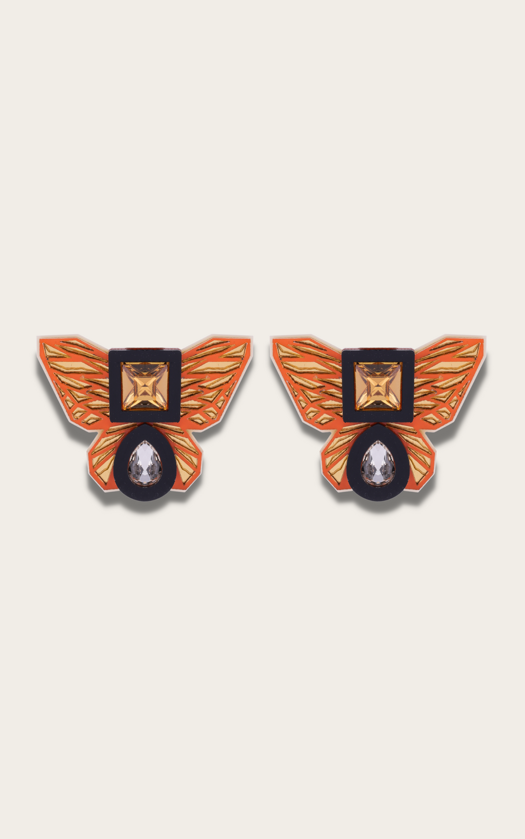 BUTTERFLY STUDS IN PEACH