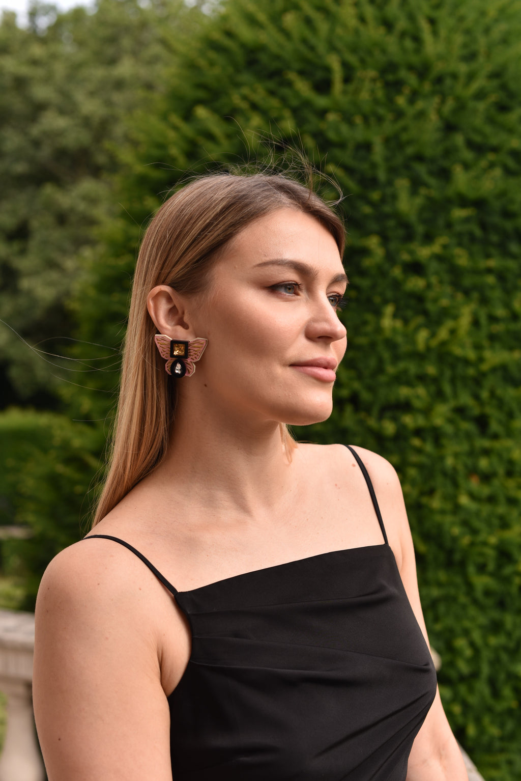 BUTTERFLY STUDS IN PINK