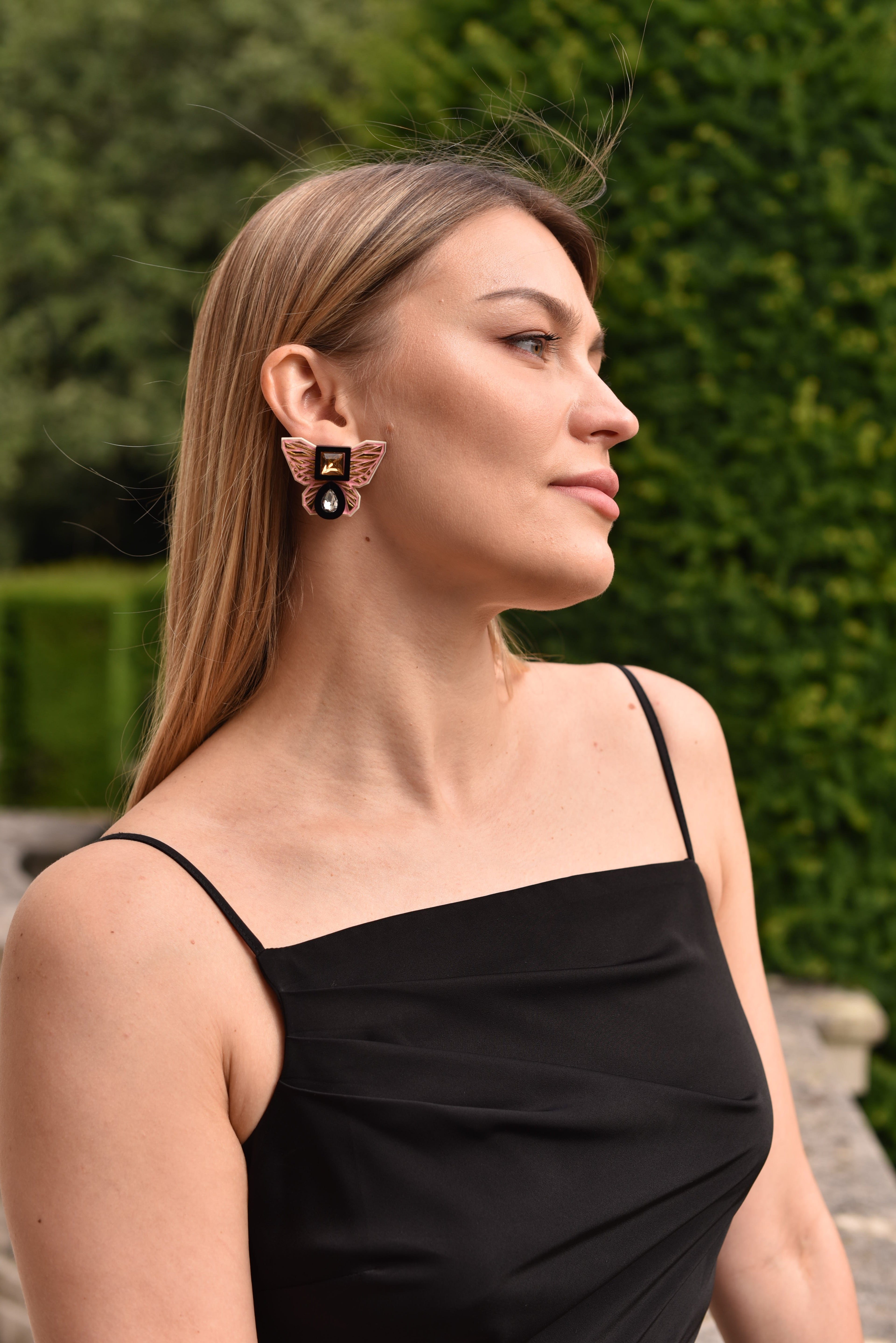 BUTTERFLY STUDS IN PINK