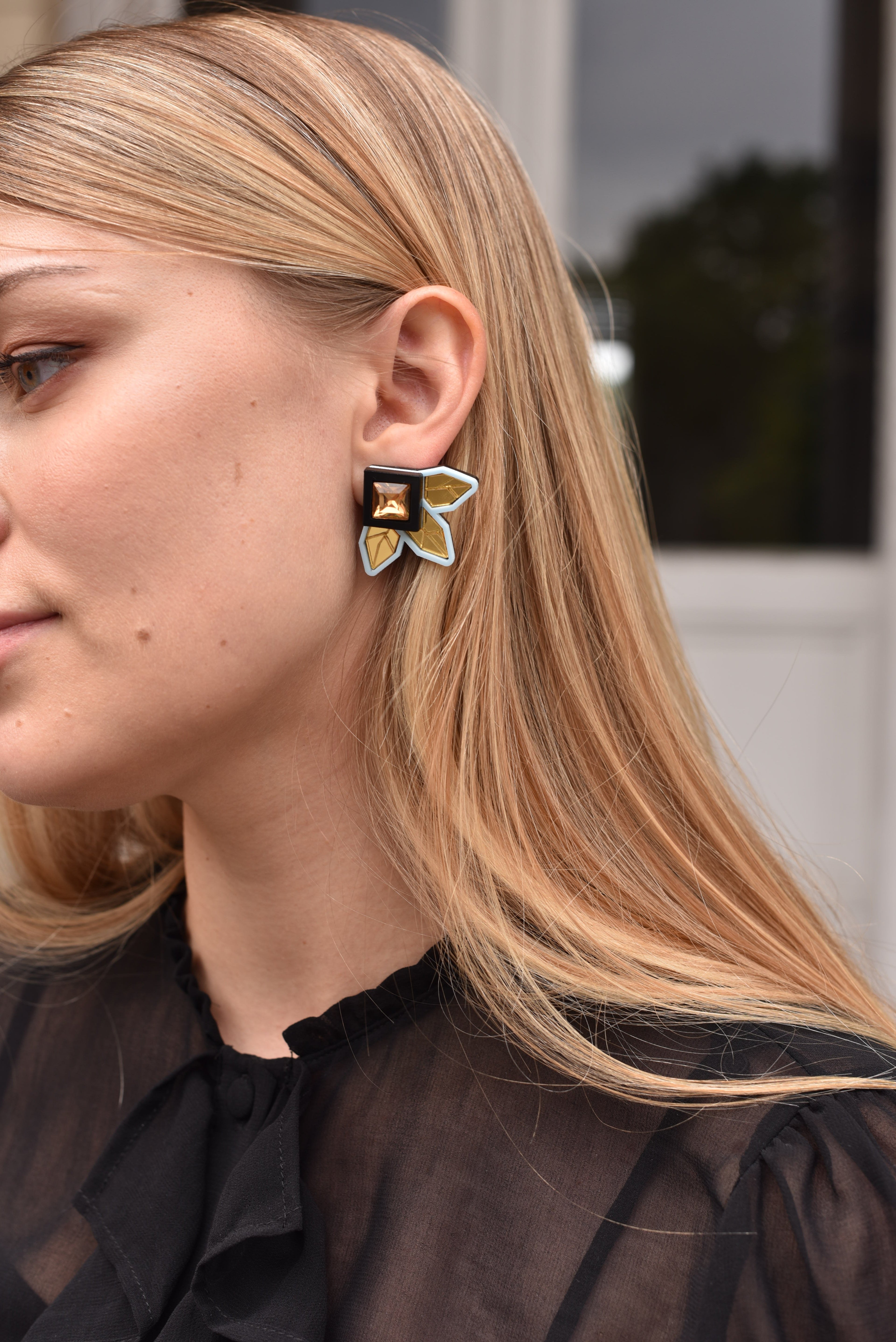 TRILLIUM STUDS IN BABY BLUE