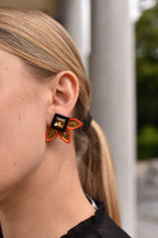 TRILLIUM STUDS IN RED