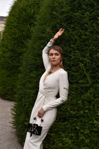 THE BUTTERFLY NECKLACE IN CREME