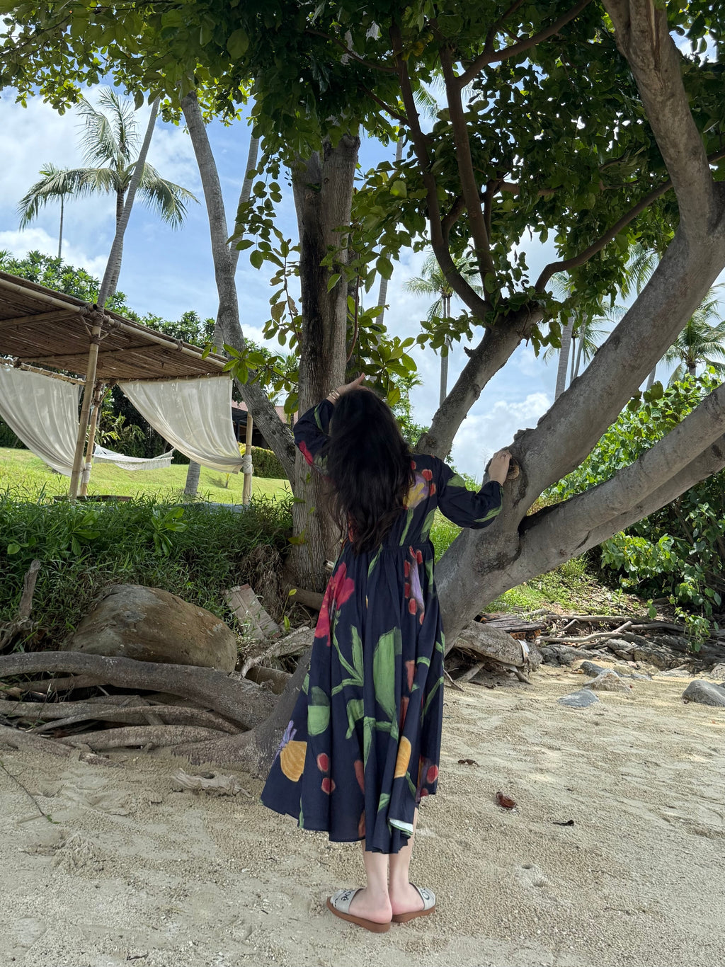 Selene Dress in Sorrento Bloom Print (Endless Blue)