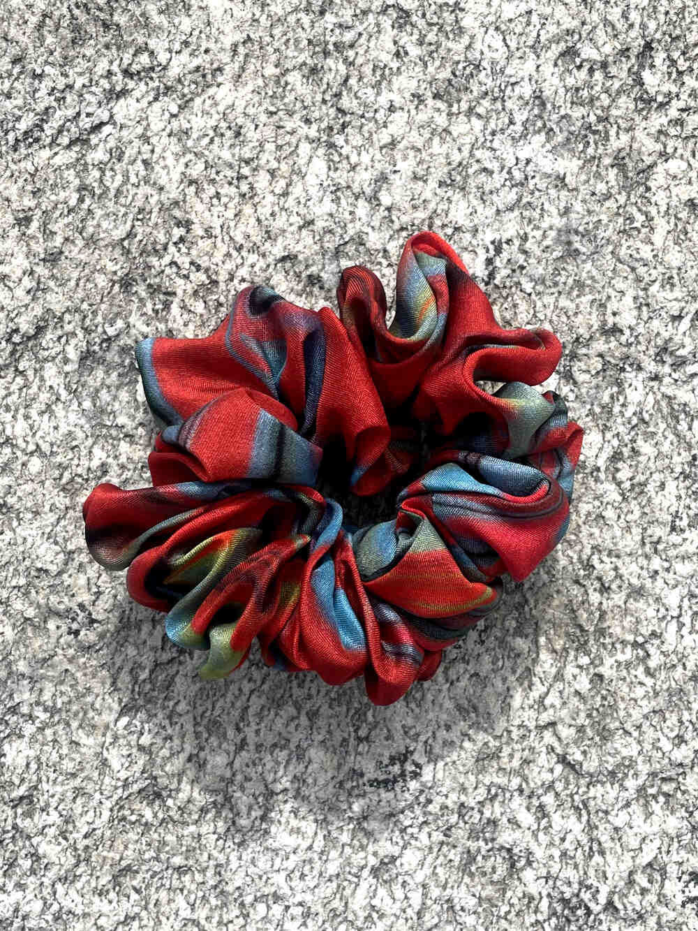 Scrunchie - Cayenne Wave