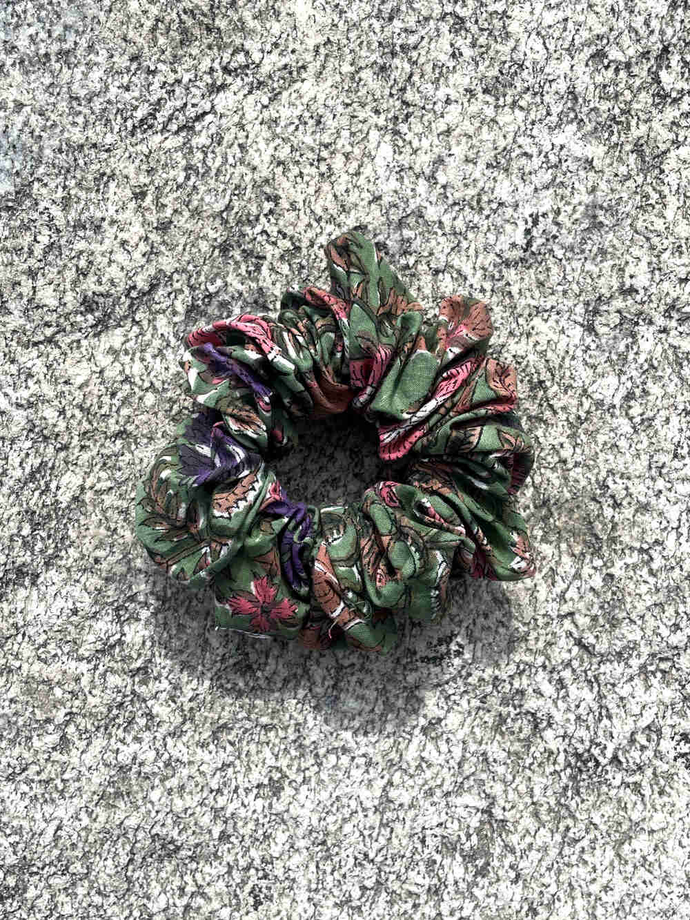 Scrunchie - Mughal Vines