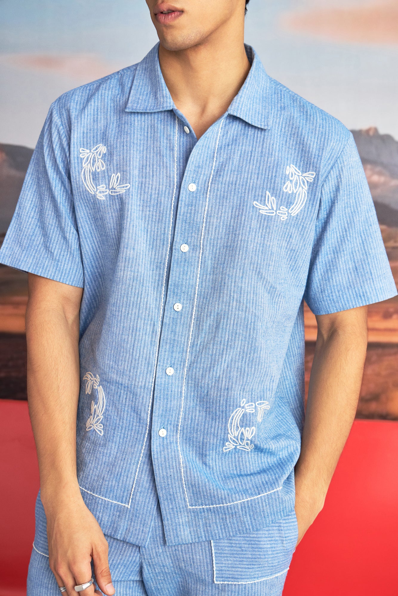 MOTIF SHIRT