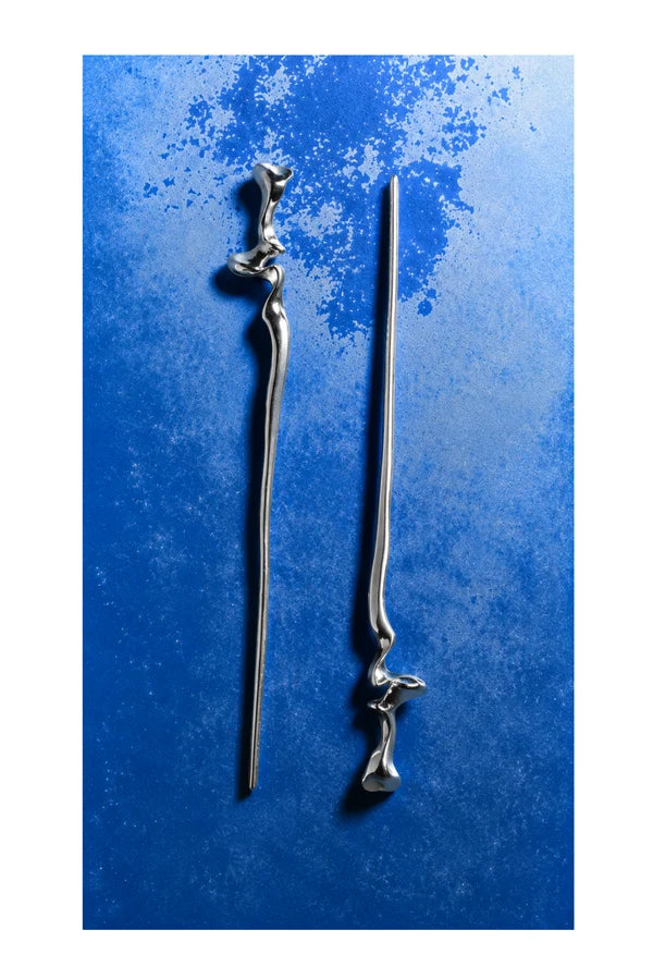 Slick hair pin
