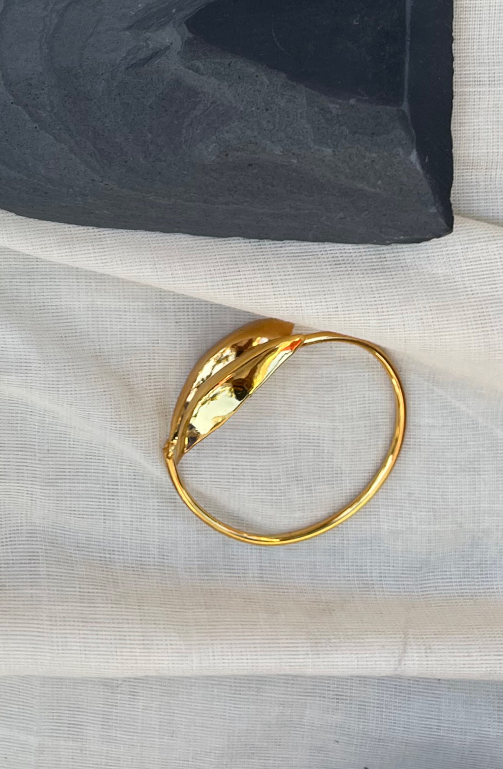 Spring Leaves Bracelet Gold       (Set of 1)