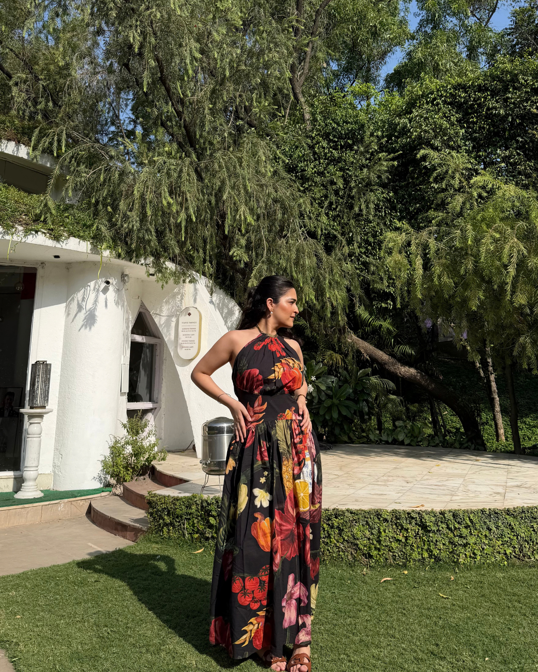 ROSALIA DRESS IN SOL GARDEN PRINT (MIDNIGHT BLACK)