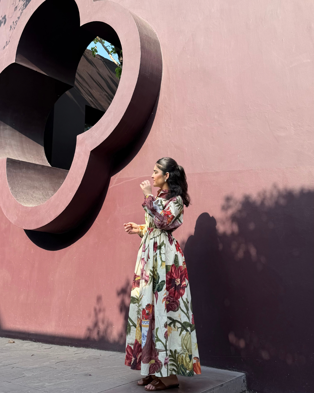 PETALIA DRESS IN SOL GARDEN PRINT (SANDSTONE)