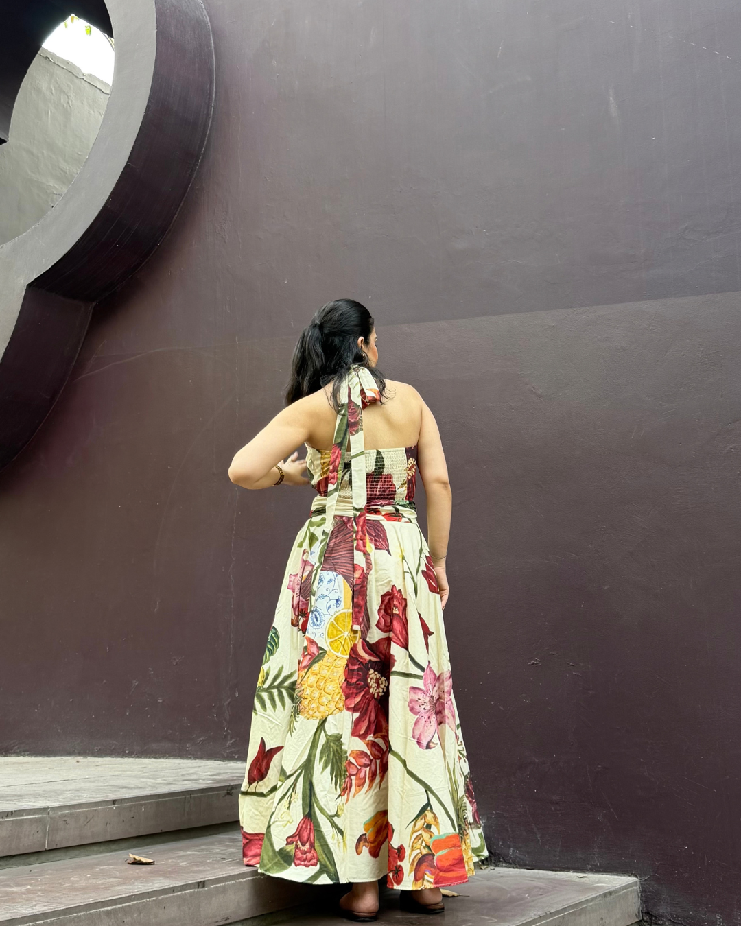 SELVARA DRESS IN SOL GARDEN PRINT (SANDSTONE)