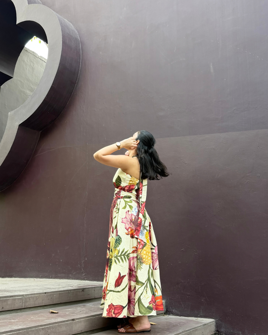 SELVARA DRESS IN SOL GARDEN PRINT (SANDSTONE)