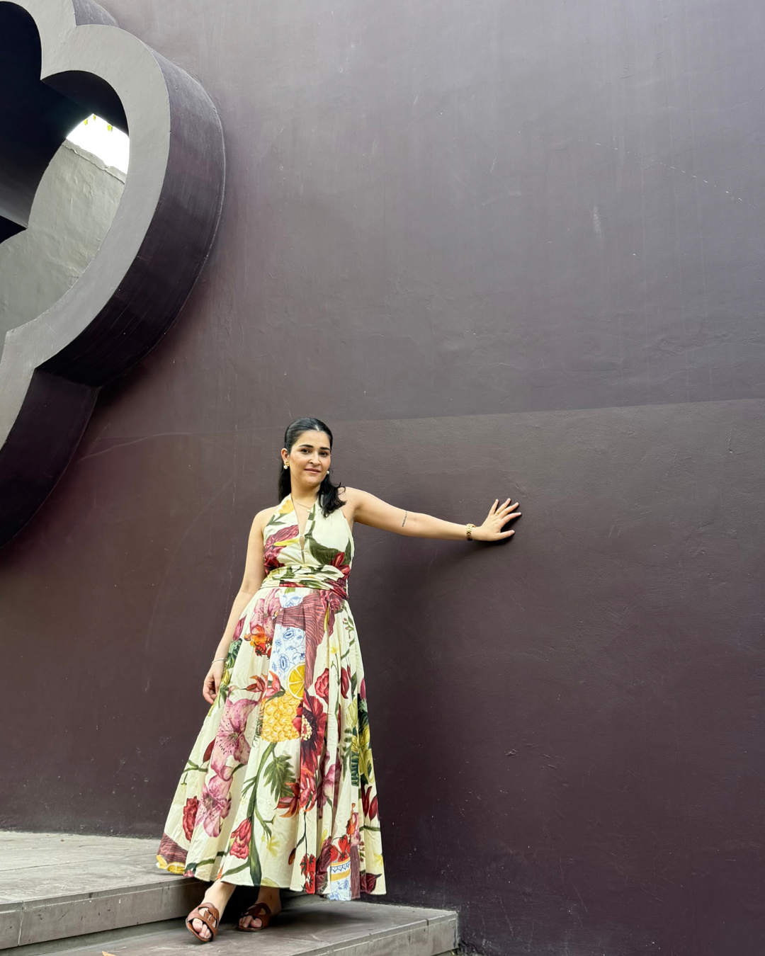 SELVARA DRESS IN SOL GARDEN PRINT (SANDSTONE)