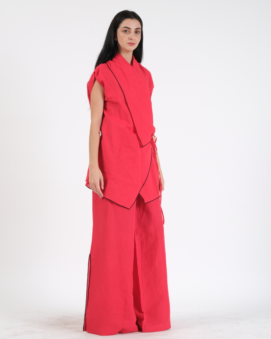 CHILI FLAKE RED FRENCH WRAP LINEN COORD SET
