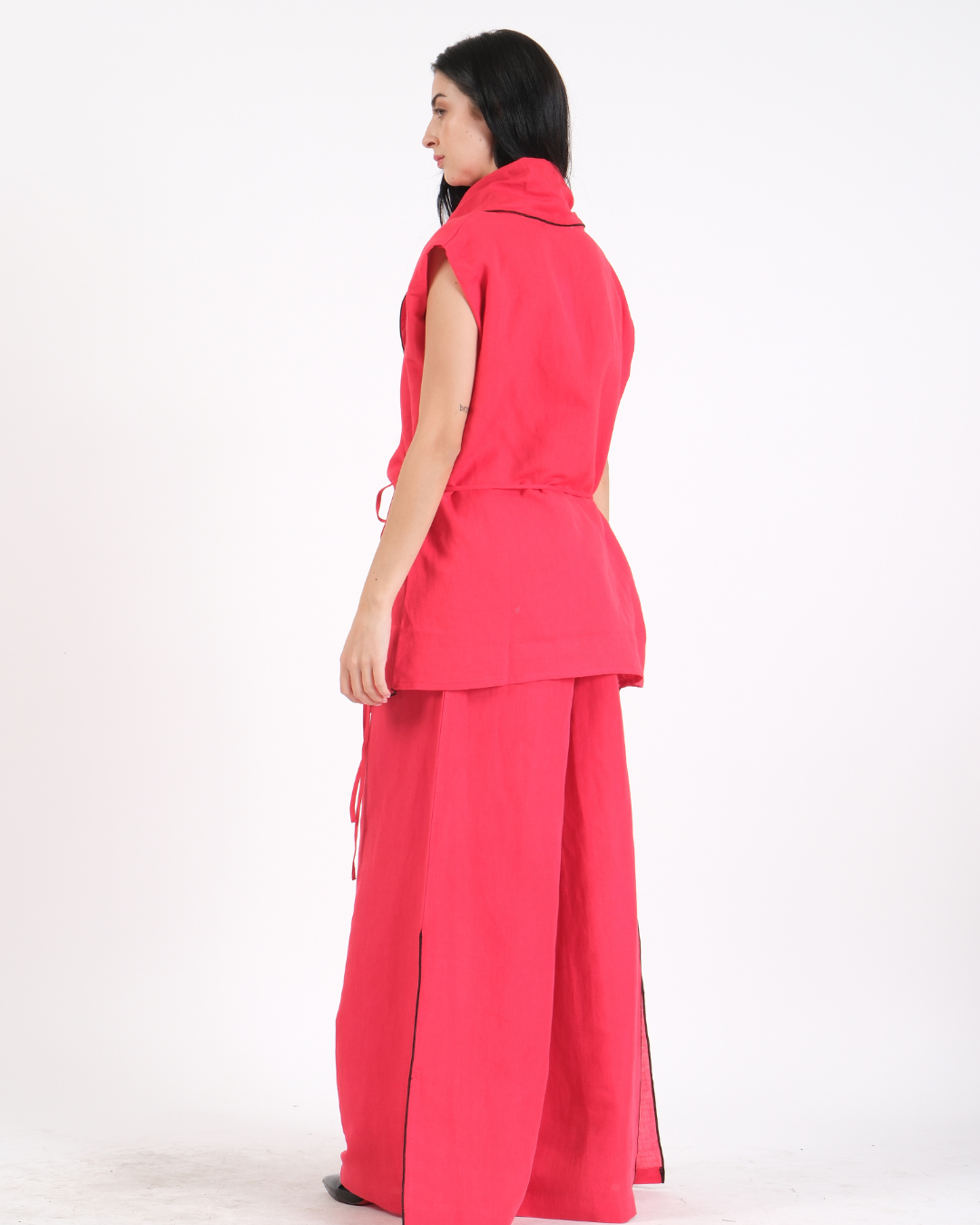 CHILI FLAKE RED FRENCH WRAP LINEN COORD SET