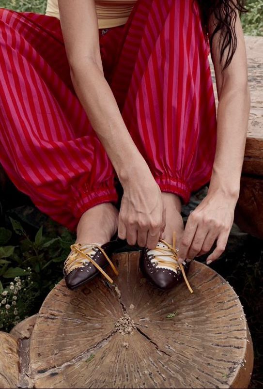 Miss Sunshine in Yellow