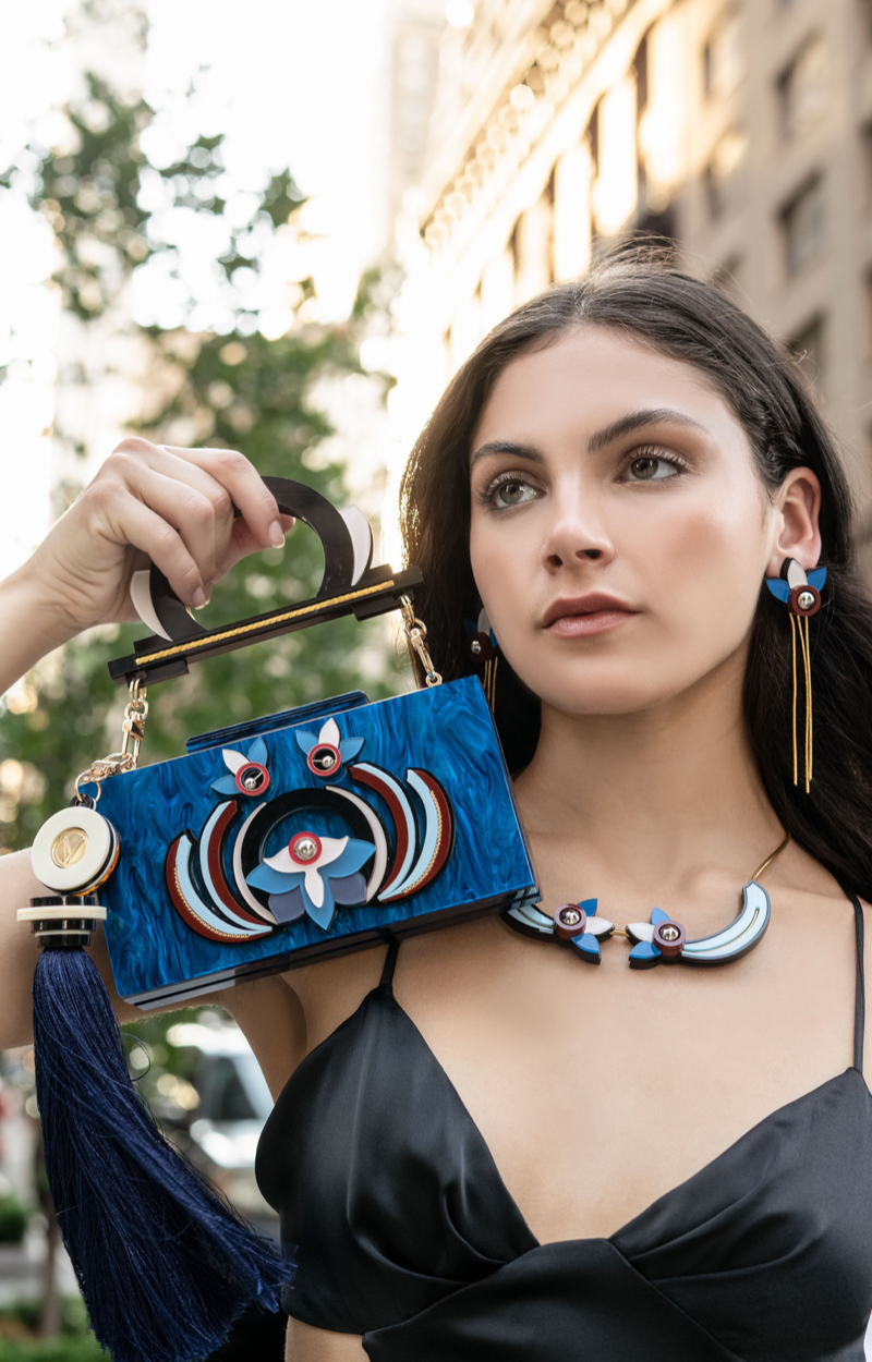 THE BLUEBELL DANGLERS