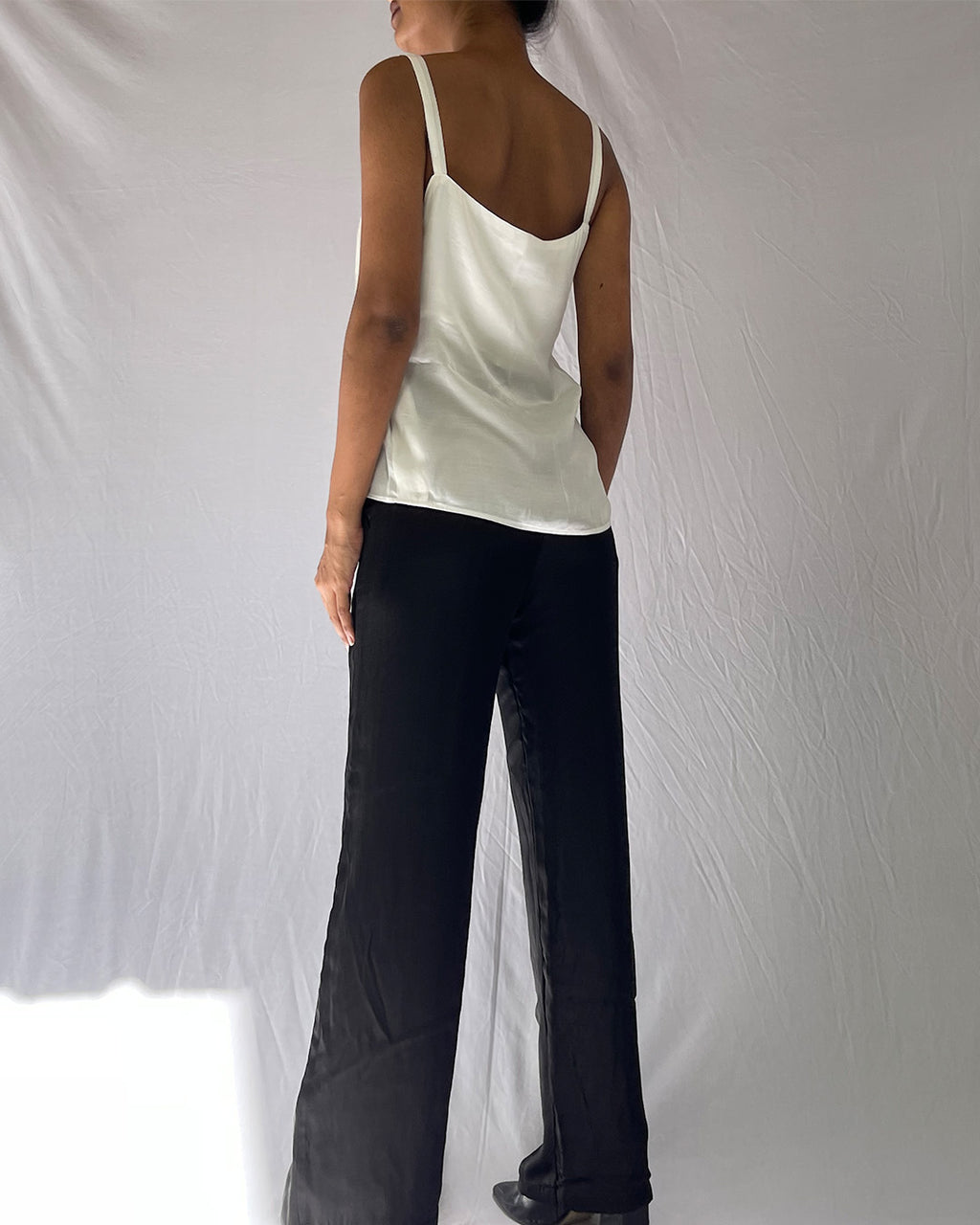 Silky Collar Slip Top