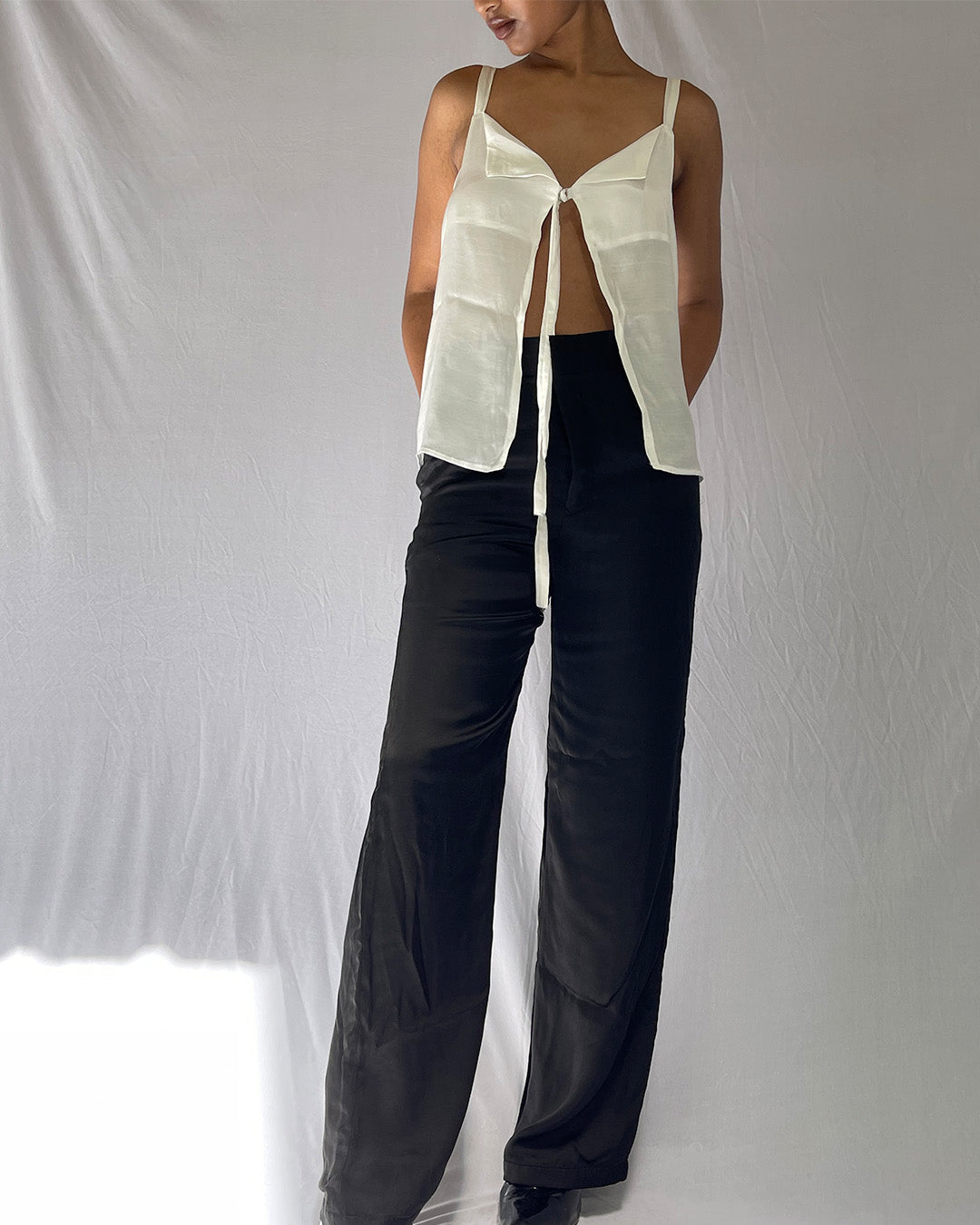 Silky Collar Slip Top