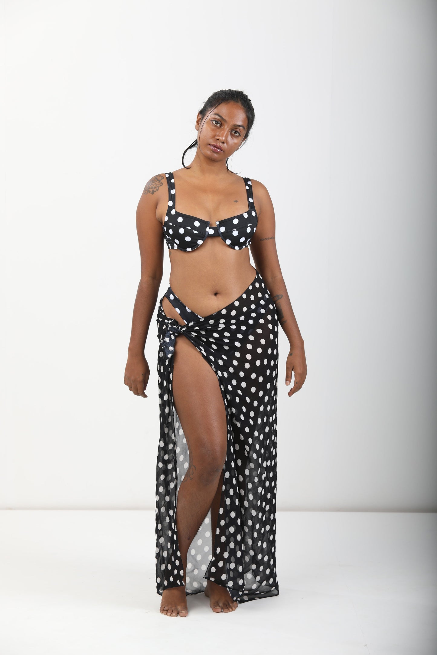 Classic Long Sarong - Noir Dot