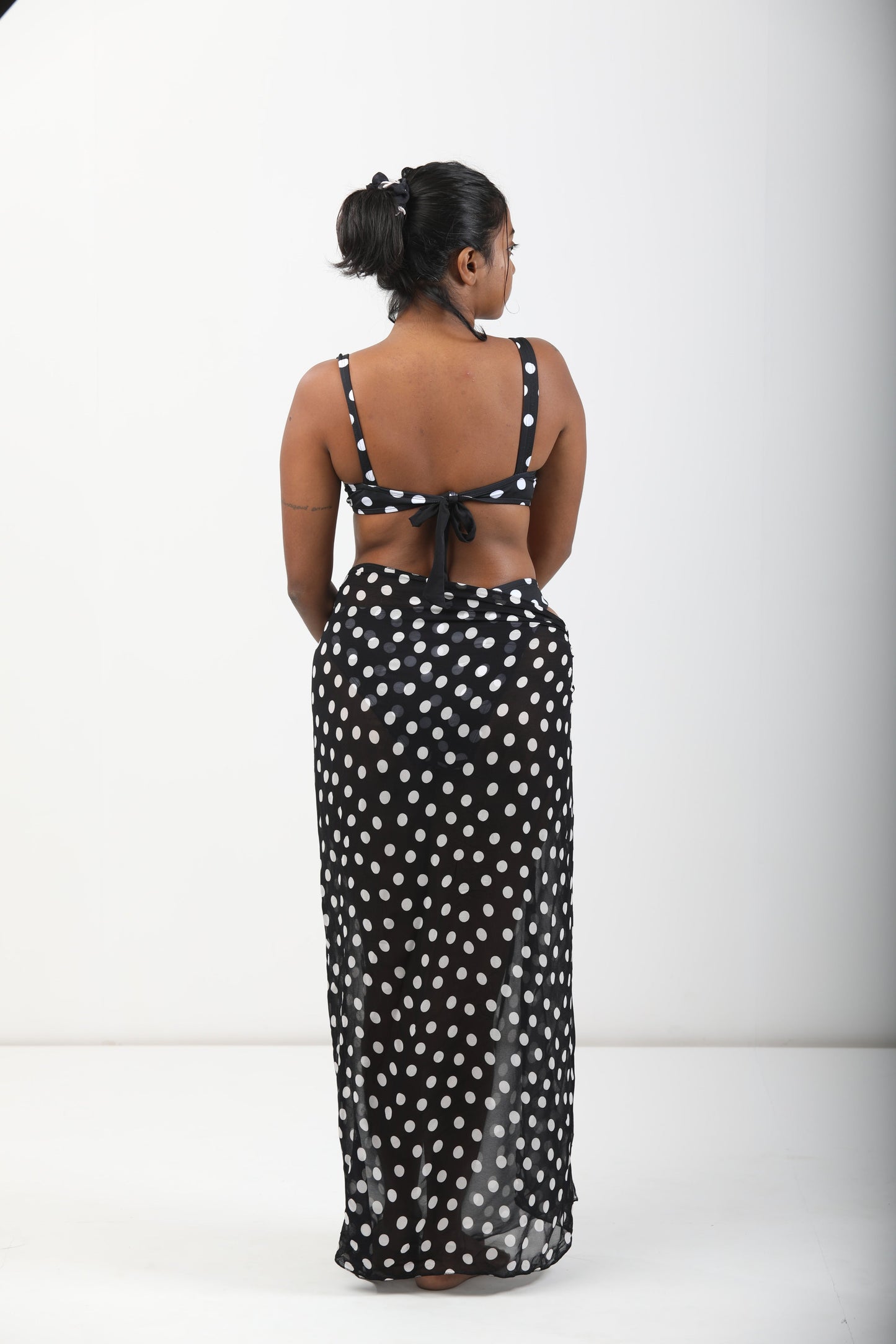 Classic Long Sarong - Noir Dot