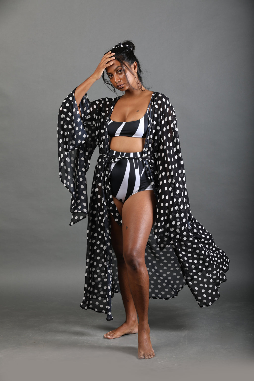 High Waist and High Coverage Bikini Bottom - Noir Wave