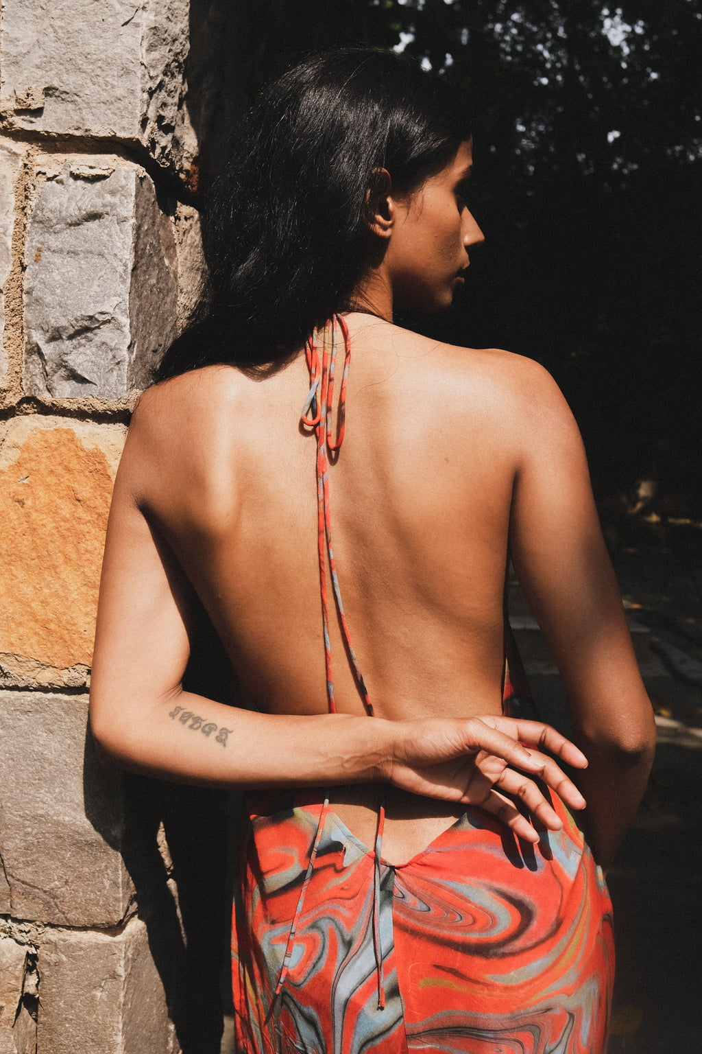 Cayenne Wave Plunge Back Kaftaan Dress