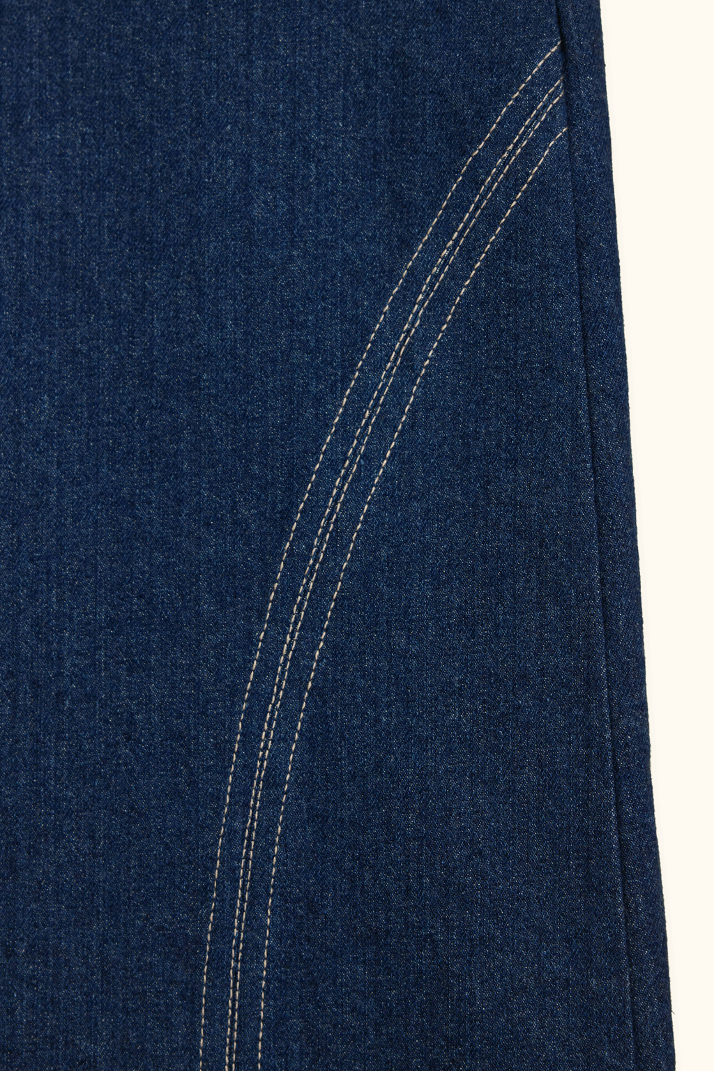 FELLED SEAM TOP & DIAGONAL SLIT SKIRT SET