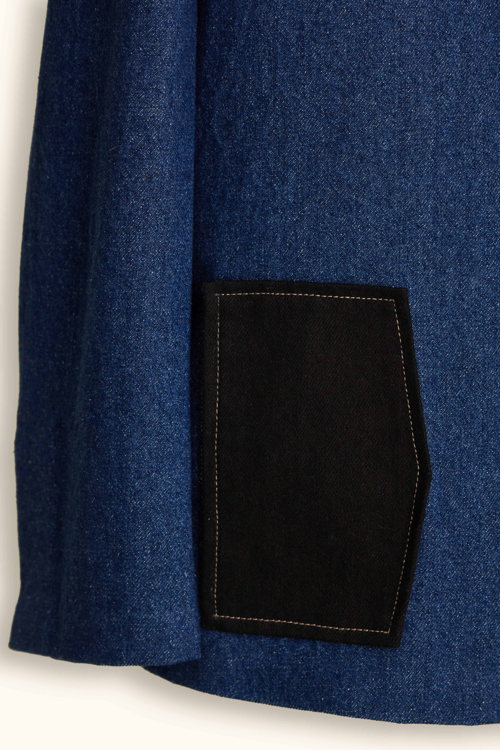 BLACK CONTRAST JACKET